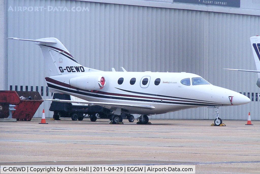 G-OEWD, 2005 Raytheon 390 Premier 1 C/N RB-126, BookaJet Aircraft Management