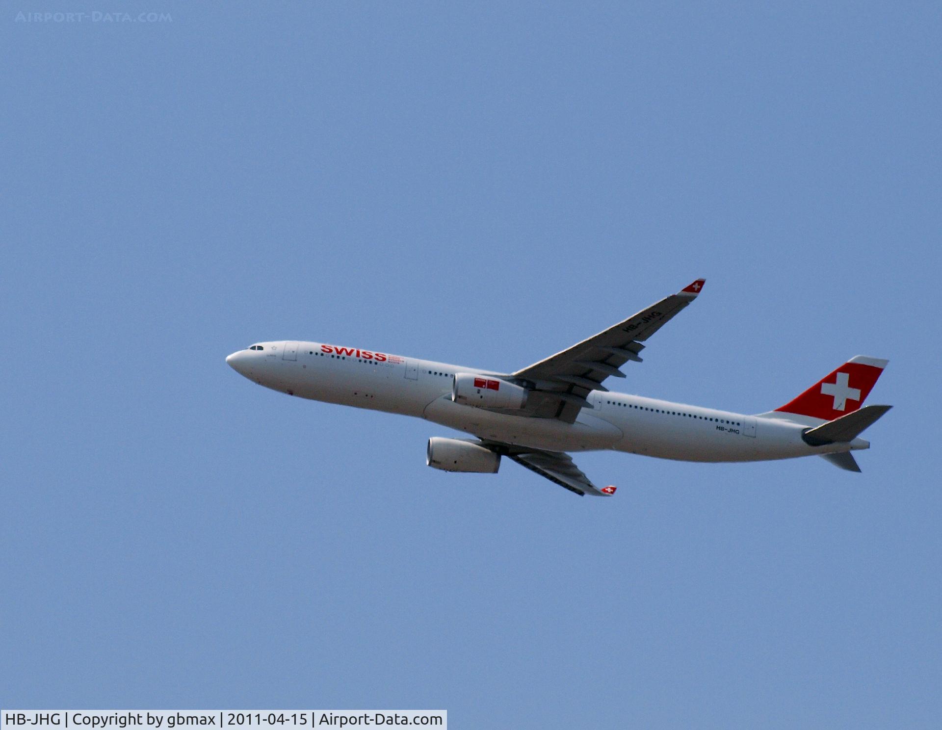 HB-JHG, 2010 Airbus A330-343X C/N 1101, Flying over Mineola, NY, going to a landing at JFK