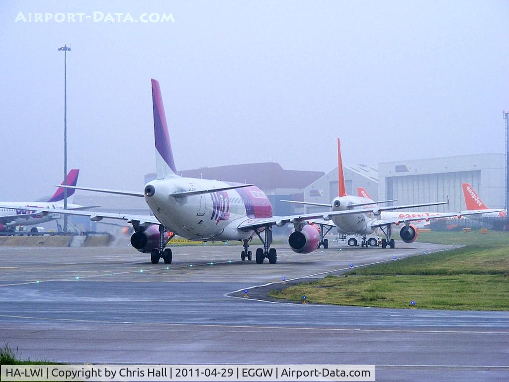 HA-LWI, 2011 Airbus A320-232 C/N 4628, Wizzair