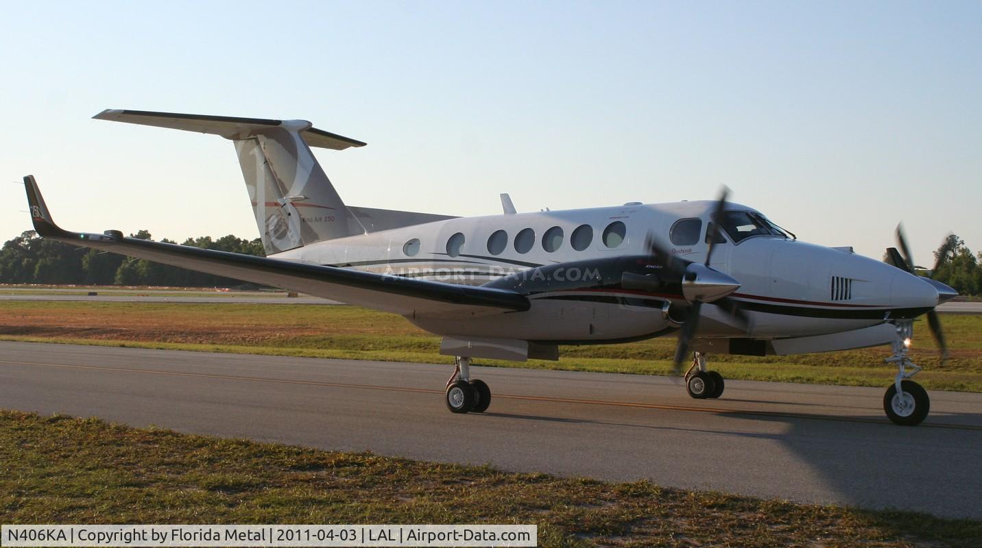N406KA, 2010 Hawker Beechcraft B200GT King Air C/N BY-106, Beech 200GT