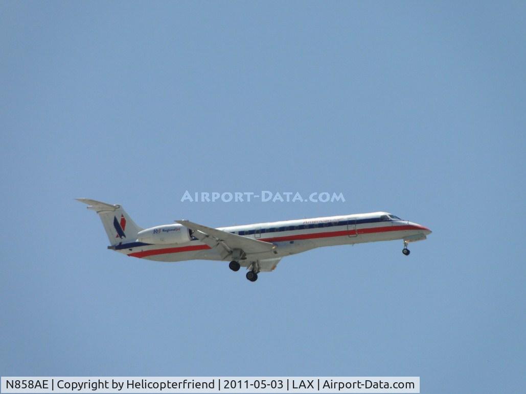 N858AE, 2003 Embraer ERJ-140LR (EMB-135KL) C/N 145754, 1/2 miles east of LAX on final to runway 24