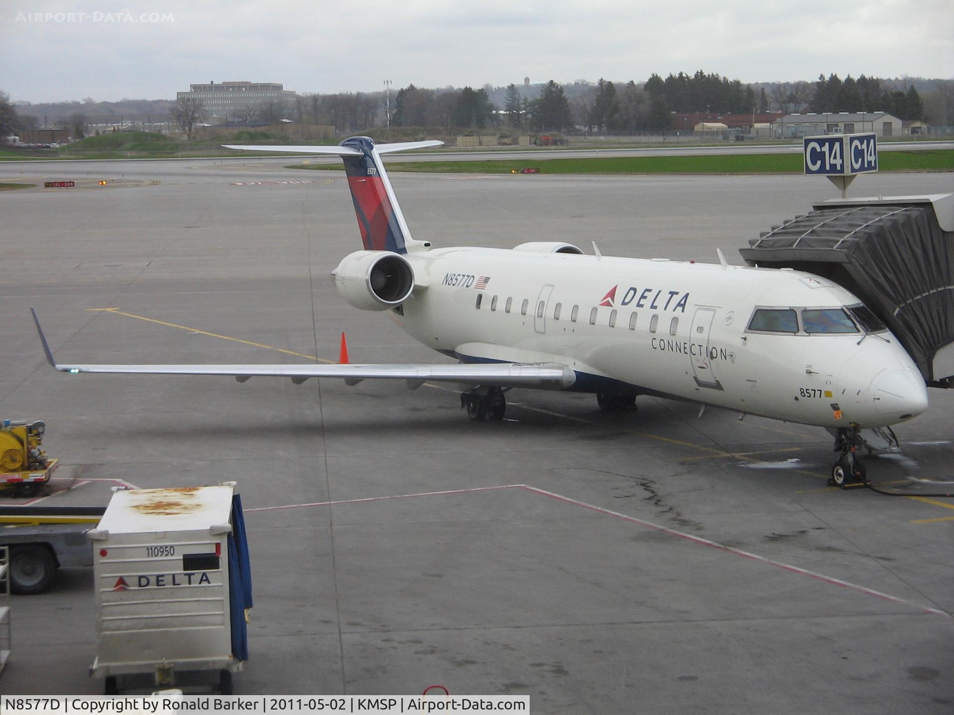 N8577D, 2001 Bombardier CRJ-200LR (CL-600-2B19) C/N 7577, MSP, MN
