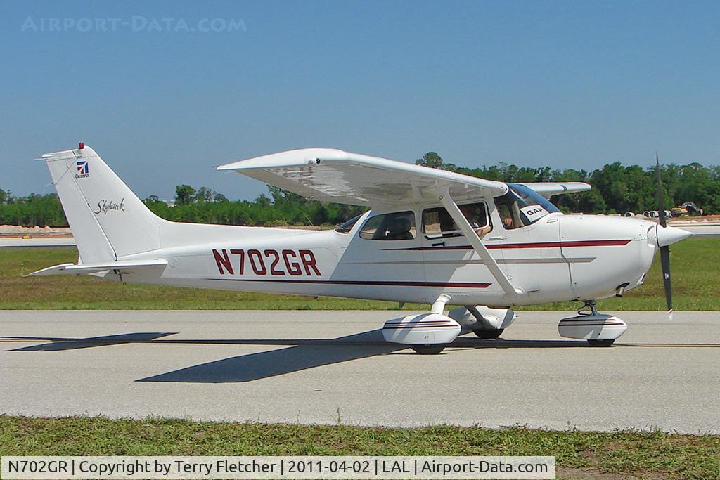 N702GR, 1998 Cessna 172R C/N 17280558, 2011 Sun n Fun at Lakeland , Florida
