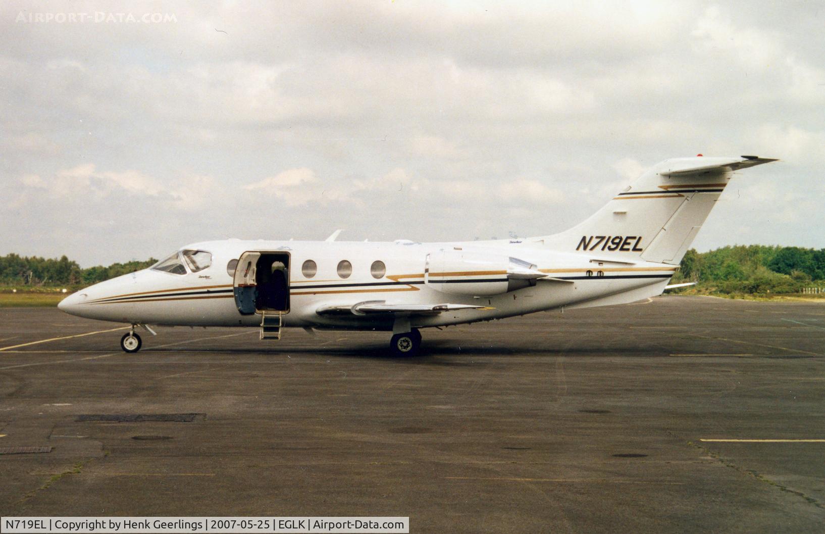 N719EL, Raytheon Hawker 400XP C/N RK-488, Blackbushe