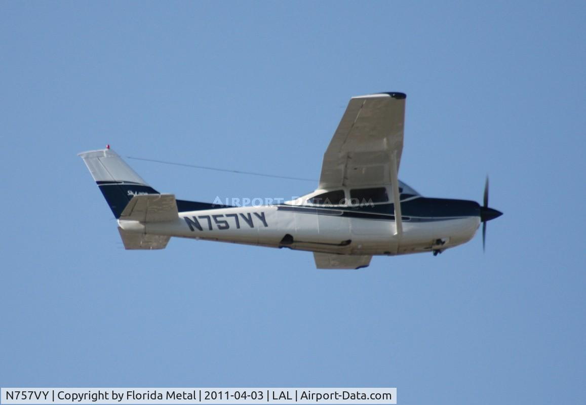 N757VY, 1979 Cessna R182 Skylane RG C/N R18201268, CR182