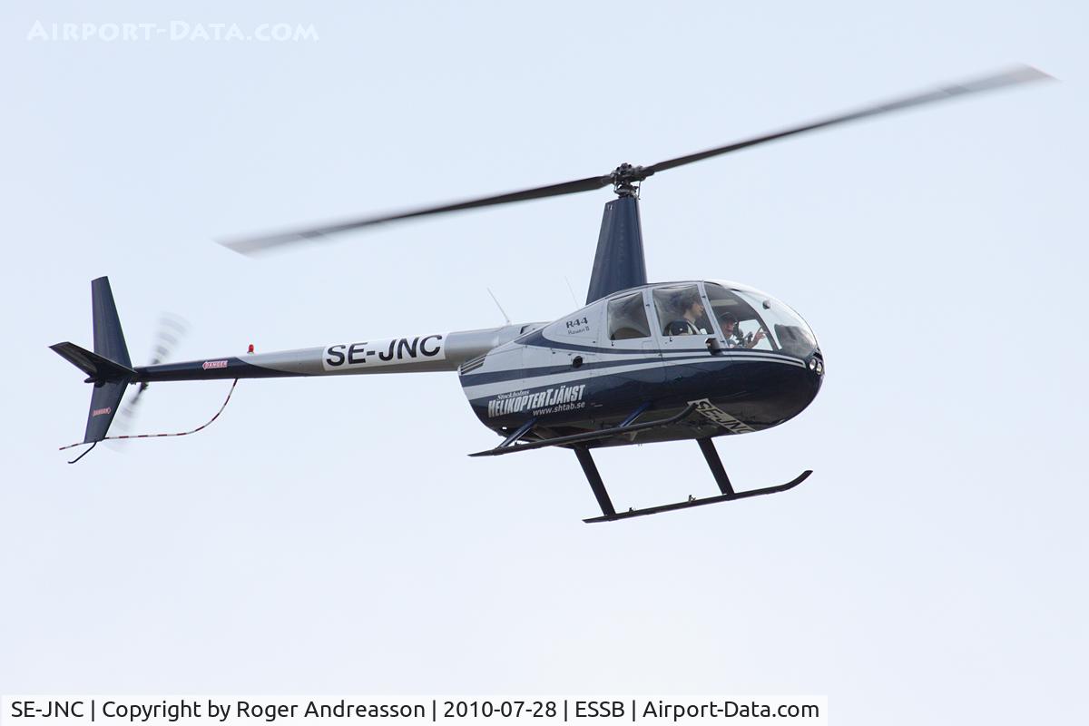 SE-JNC, 2004 Robinson R44 II C/N 10554, Owner Eye in the sky AB