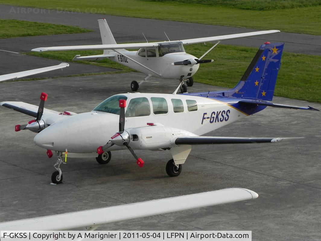 F-GKSS, 1971 Beech 58 Baron C/N TH-154, Back to Air & Compagnie from LFLP