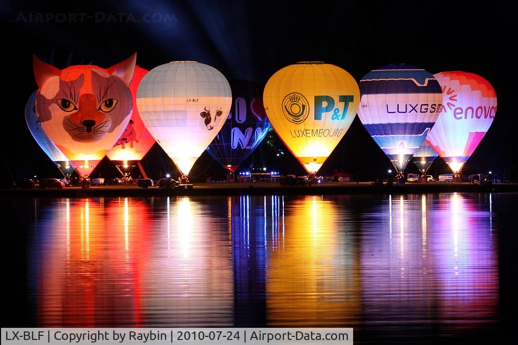 LX-BLF, Cameron Balloons Z-105 C/N 11418, Nightglow at lake Echternach during the Honda World Balloon trophy 2010