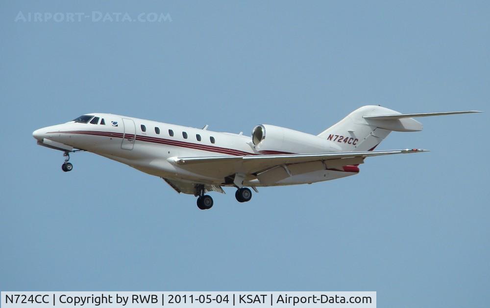 N724CC, 1998 Cessna 750 Citation X Citation X C/N 750-0062, Landing 12R