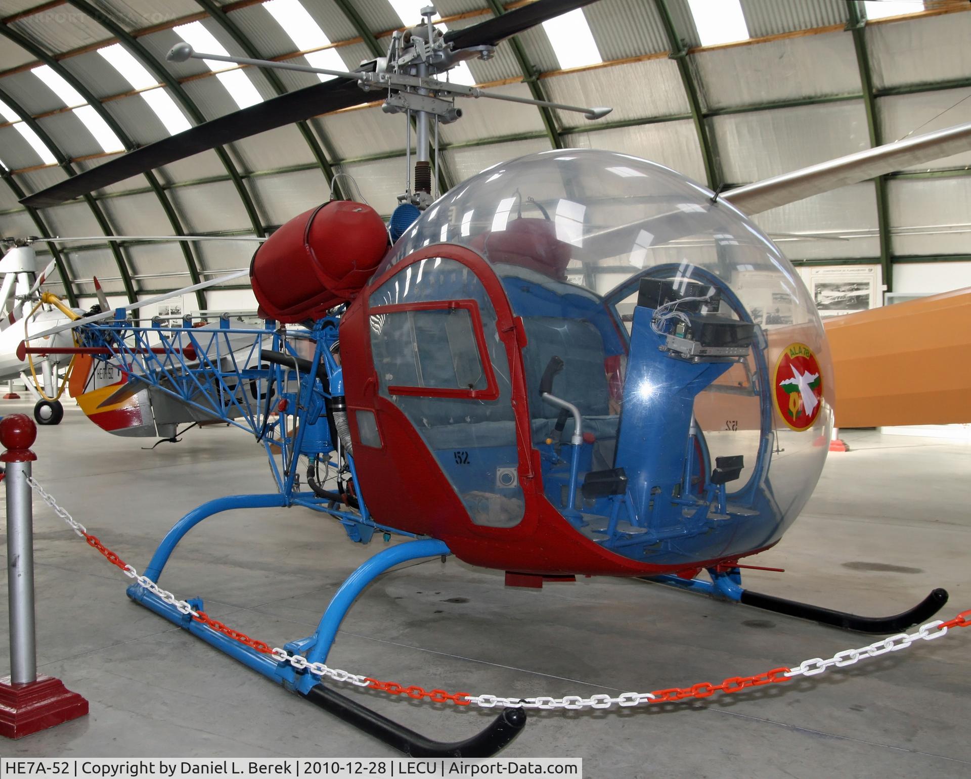 HE7A-52, Bell OH-13H Sioux C/N 2536, On display @ Museo del Aire