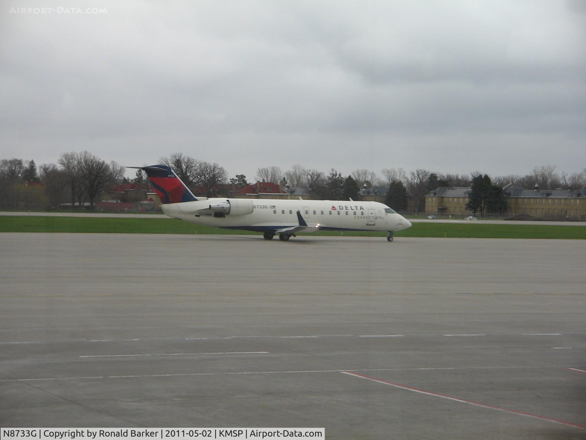 N8733G, 2002 Bombardier CRJ-200 (CL-600-2B19) C/N 7733, MSP, MN
