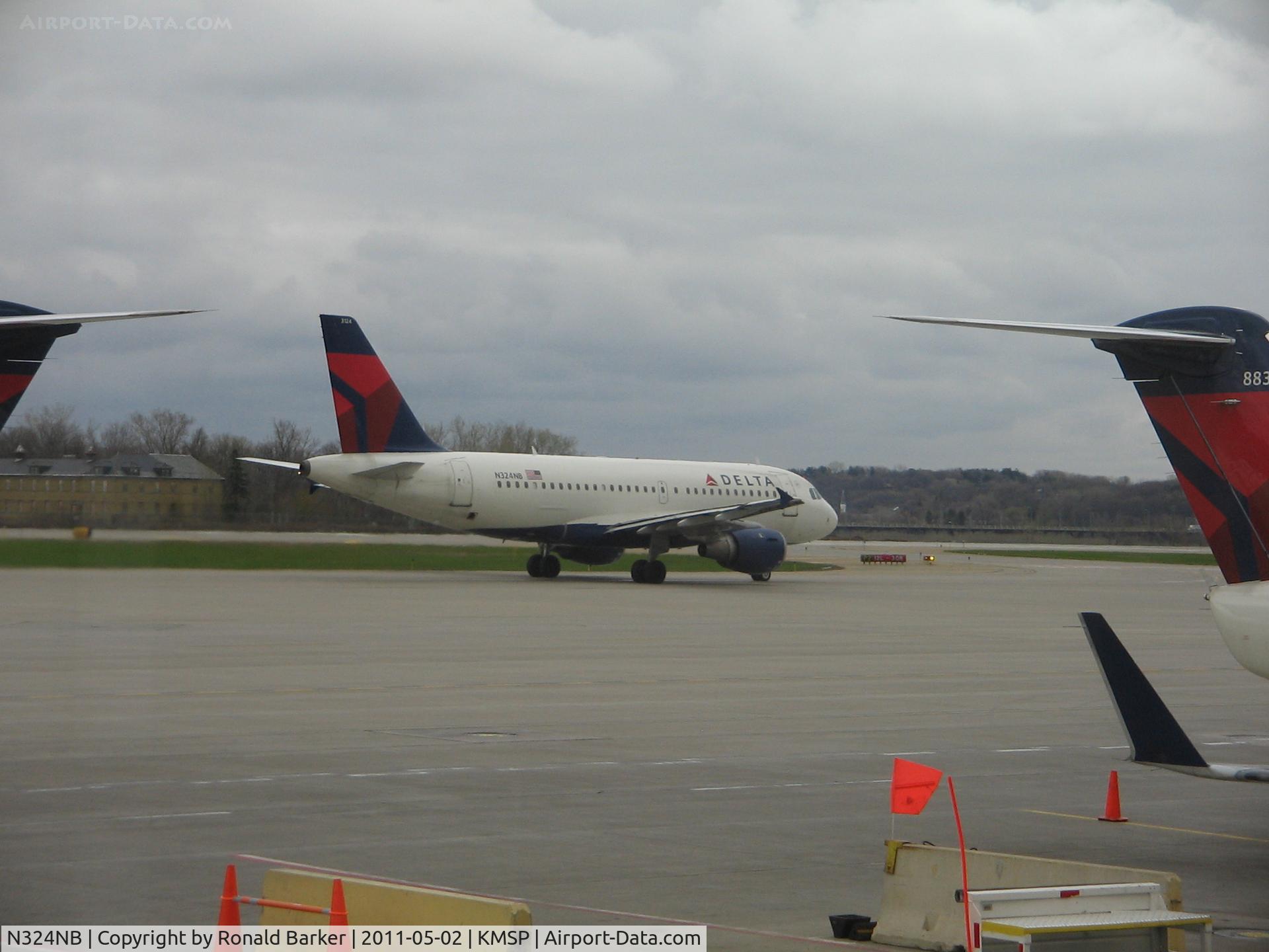 N324NB, 2001 Airbus A319-114 C/N 1456, MSP, MN