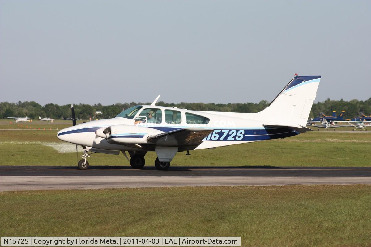 N1572S, 1962 Beech 95-A55 Baron C/N TC-316, Beech 55
