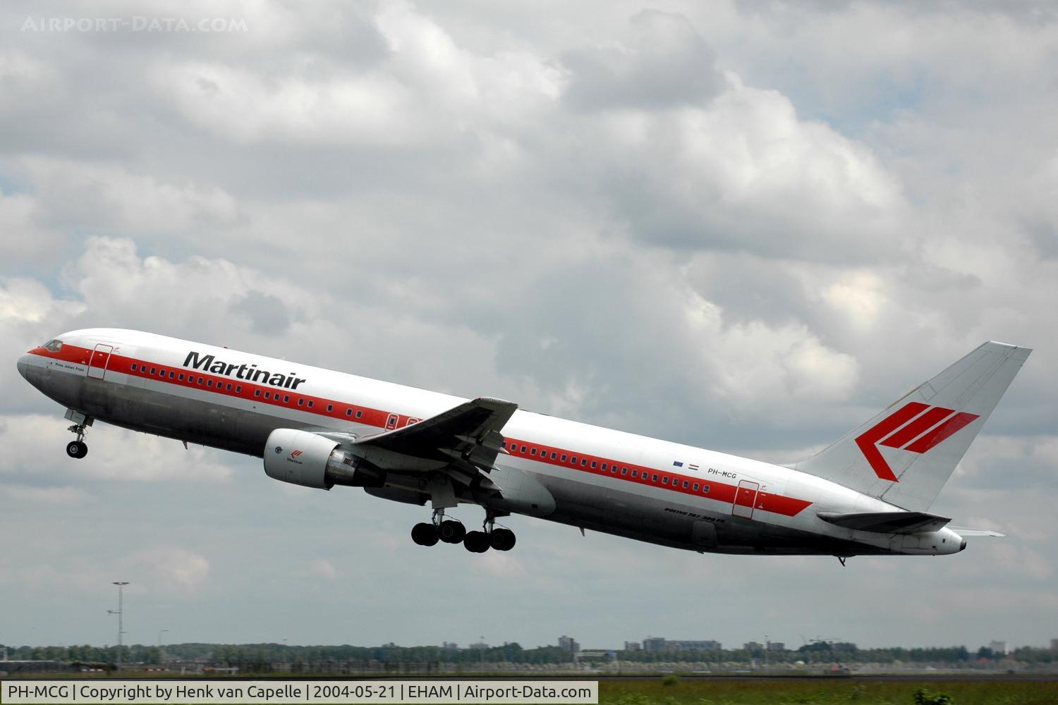 PH-MCG, 1989 Boeing 767-31A C/N 24428, Martinair Boeing 767-300ER taking off from Schiphol airport, Amsterdam. It is still in the old colour scheme.
