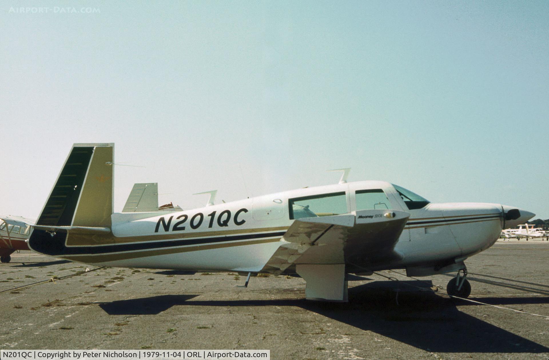 N201QC, 1977 Mooney M20J 201 C/N 24-0305, Mooney M20J seen at Herndon in November 1979.
