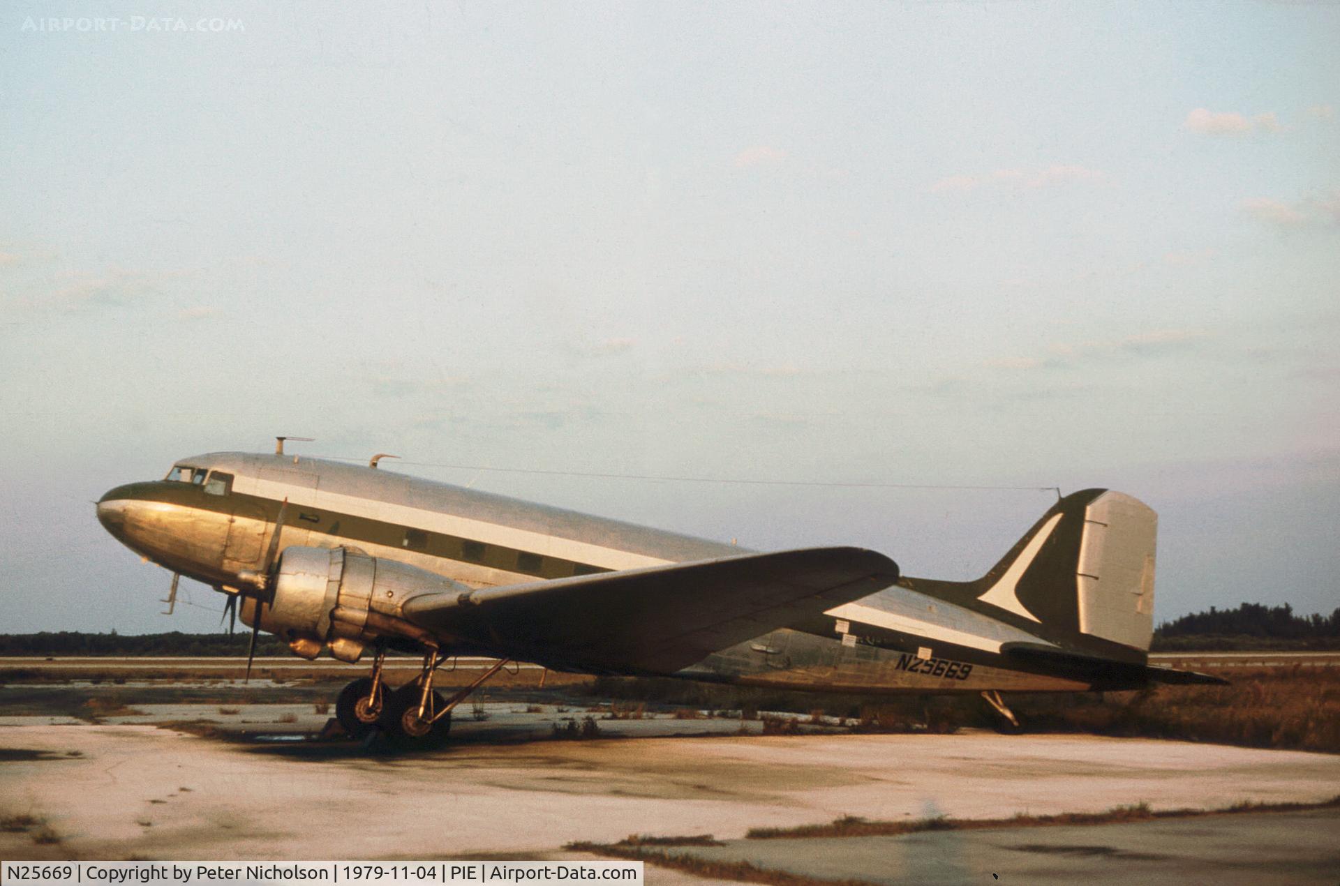N25669, Douglas DC-3 C/N 2242, DC-3A seen at Clearwater in November 1979.