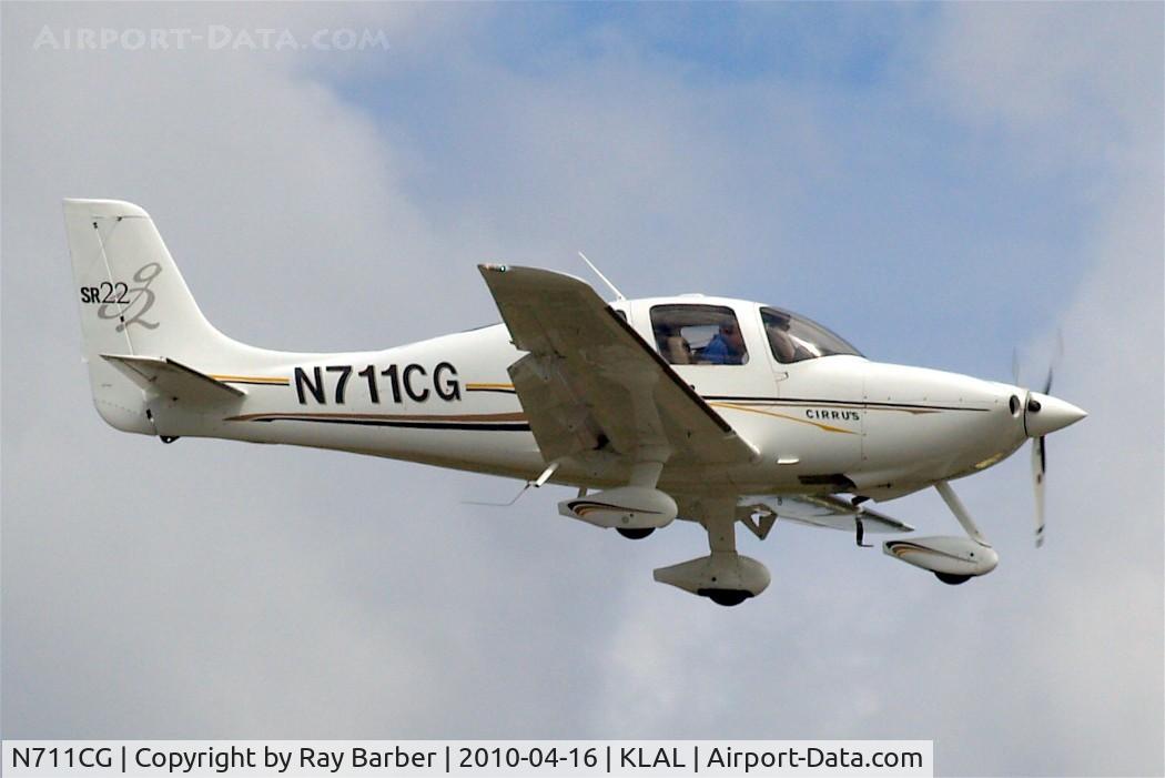 N711CG, 2004 Cirrus SR22 G2 C/N 1135, Cirrus Design SR-22G2 [1135] Lakeland-Linder~N 16/04/2010