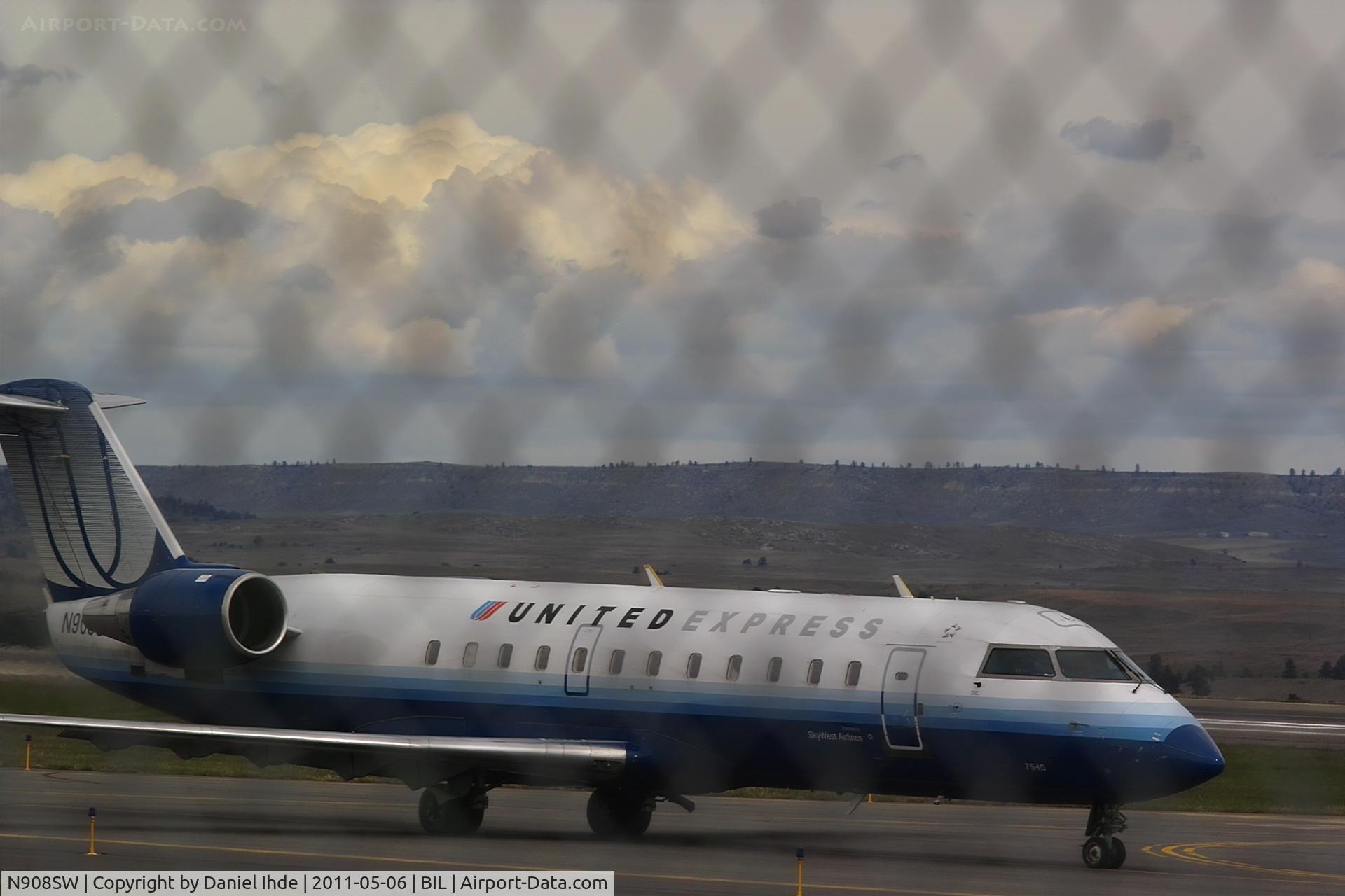 N908SW, 2001 Bombardier CRJ-200LR (CL-600-2B19) C/N 7540, Skywest (United Connection) Bombardier CL-600 @ BIL