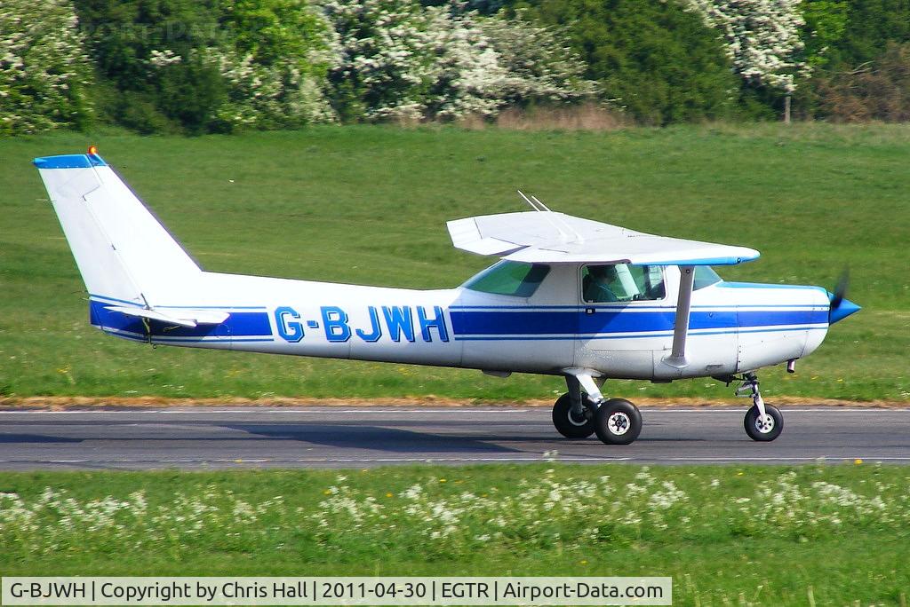 G-BJWH, 1982 Reims F152 C/N 1919, privately owned