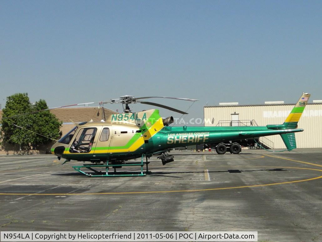 N954LA, 2010 Eurocopter AS-350B-2 Ecureuil Ecureuil C/N 4999, Parked at the southwest helipad at the LA County area