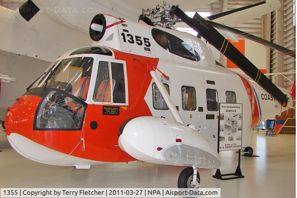 1355, Sikorsky HH-52A Sea Guard C/N 62.024, Sikorsky HH-52A Sea Guardian, c/n: 62.024 at Pensacola Naval Museum