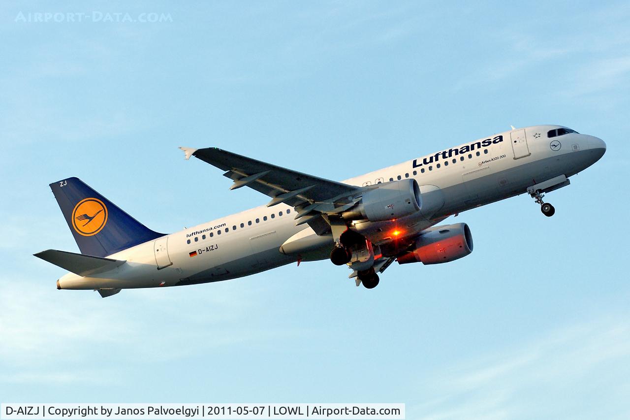 D-AIZJ, 2010 Airbus A320-214 C/N 4449, early in the morning Lufthansa Airbus A320-214 to EDDF/FRA