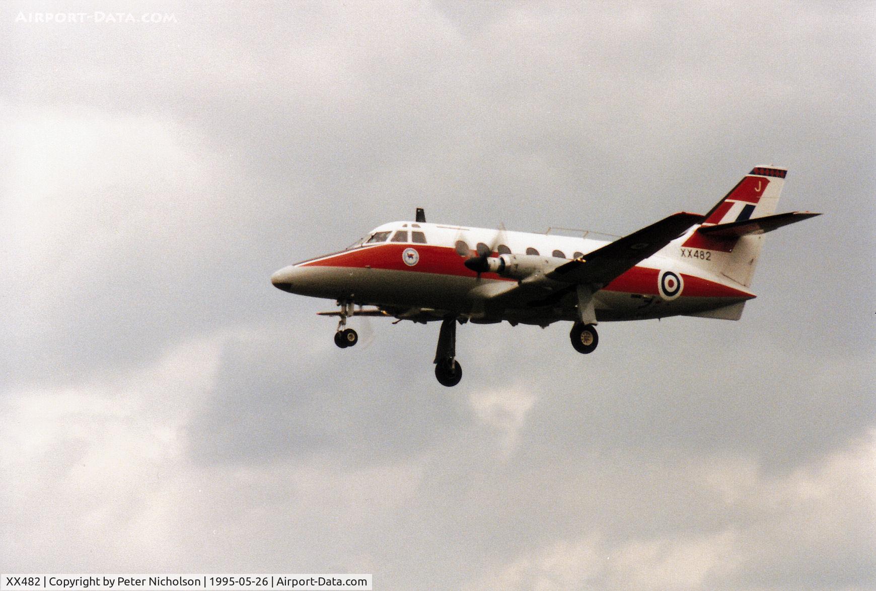 XX482, 1974 Scottish Aviation HP-137 Jetstream T.1 C/N 263, Jetstream T.1 of RAF Finningey's 6 Flying Training School on final approach to Finningley in May 1995.