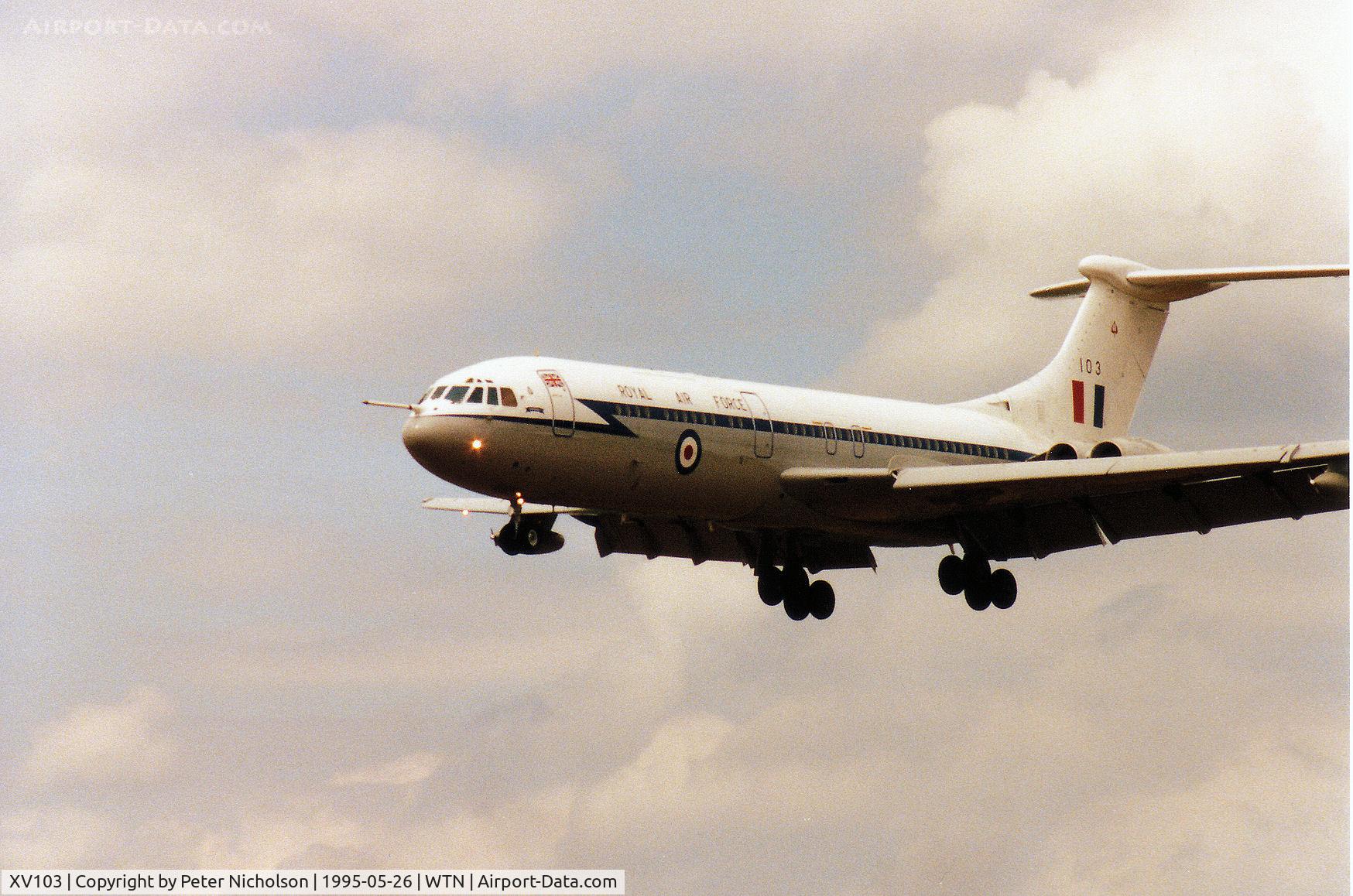 XV103, 1967 Vickers VC10 C.1K C/N 833, VC-10 C.1K of 10 Squadron at RAF Brize Norton on approach to RAF Waddington in May 1995.