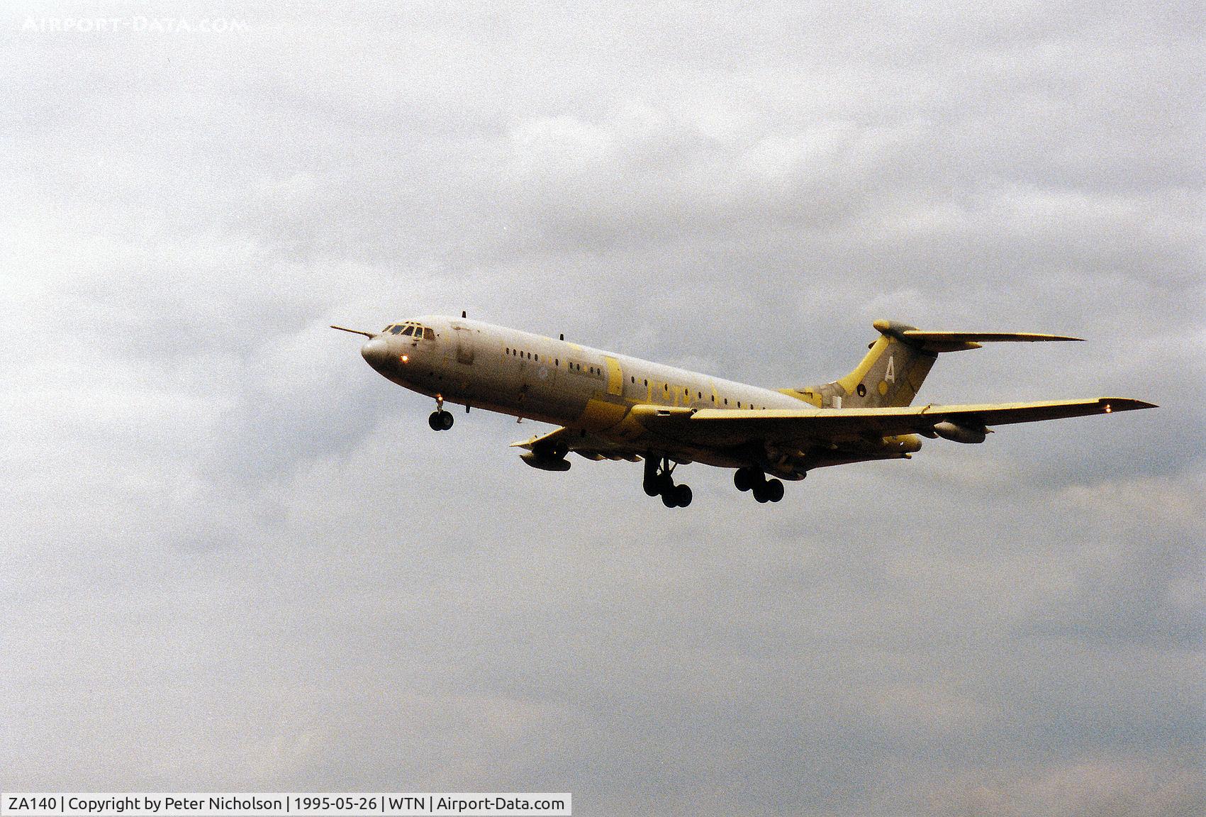 ZA140, 1964 Vickers VC10 K.2 C/N 814, 101 Squadron VC-10 K.2 on final approach to RAF Waddington in May 1995.