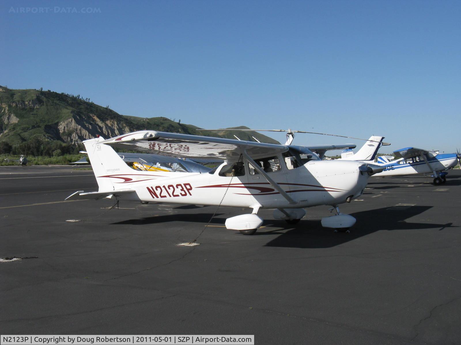 N2123P, 2005 Cessna 172S C/N 172S10000, 2005 Cessna 172S SKYHAWK SP, Lycoming IO-360-L2A 180 Hp