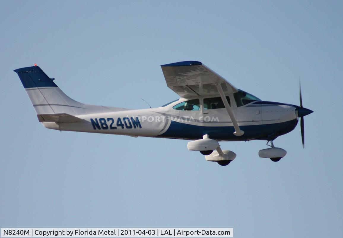 N8240M, 1976 Cessna 182P Skylane C/N 18264571, C182P