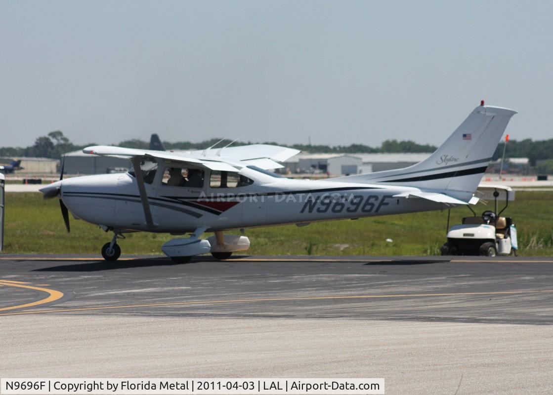 N9696F, 1998 Cessna 182S Skylane C/N 18280269, C182S