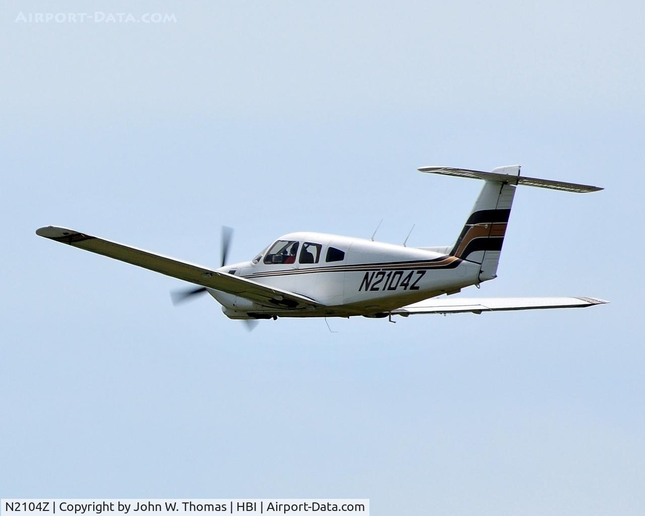 N2104Z, 1979 Piper PA-28RT-201T Arrow IV C/N 28R-7931153, Departing runway 21