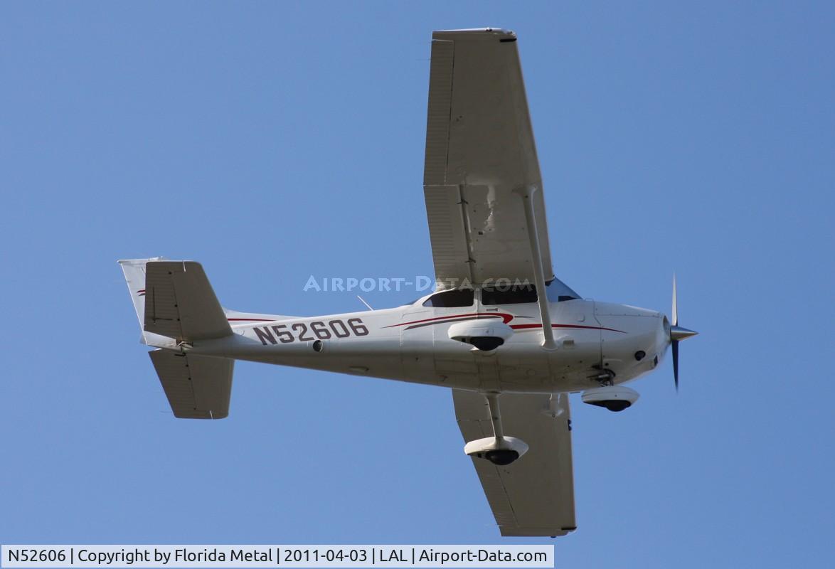 N52606, 2002 Cessna 172S C/N 172S9174, C172S