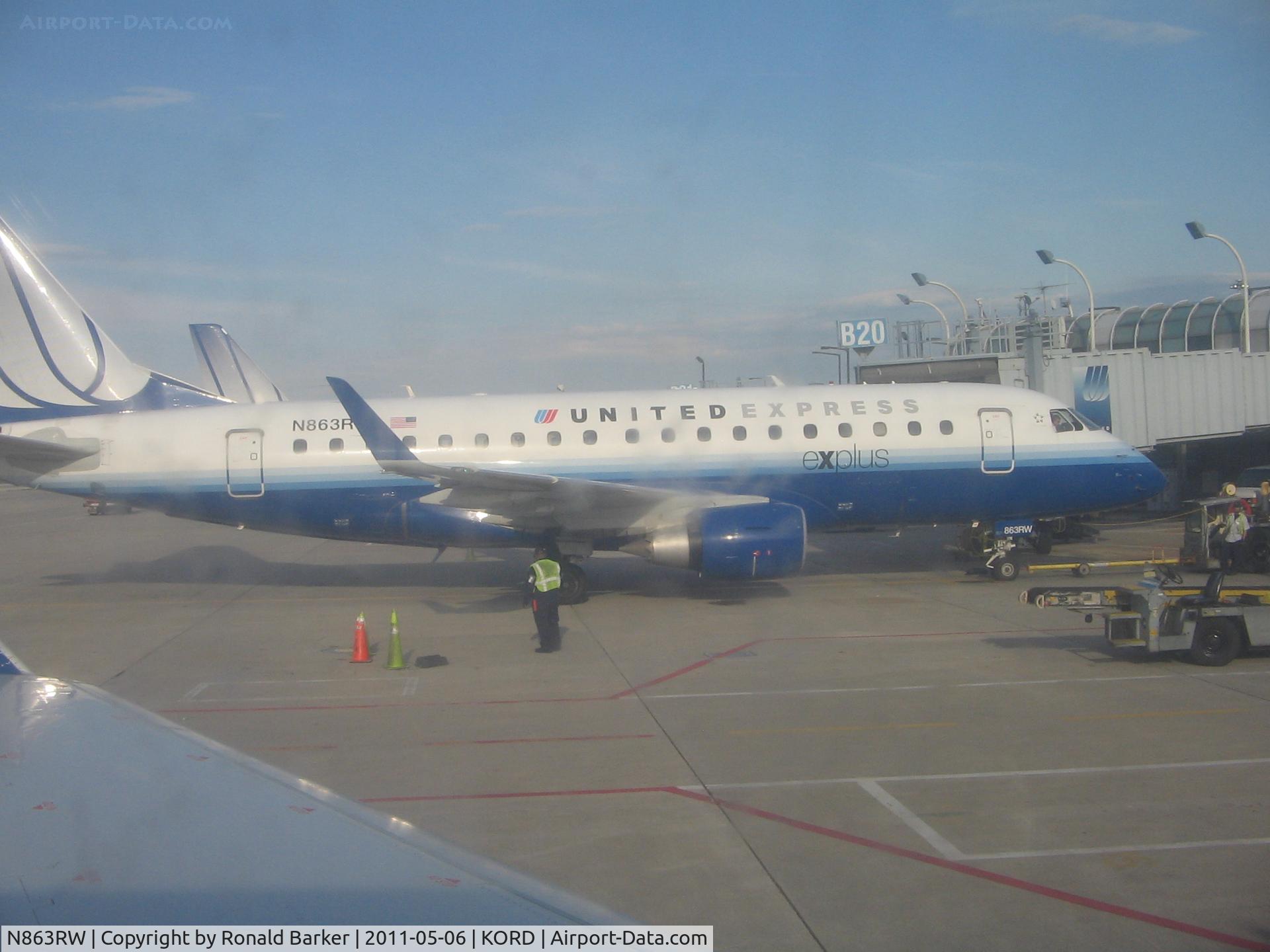 N863RW, 2005 Embraer 170SE (ERJ-170-100SE) C/N 17000100, Ohare, IL
