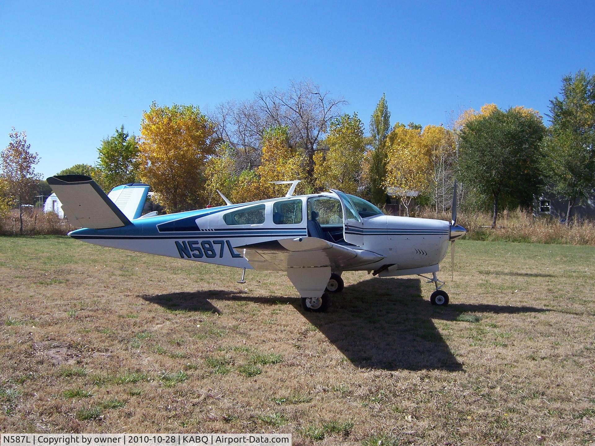 N587L, 1959 Beech M35 Bonanza C/N D-6239, new paint and interior IO470-N