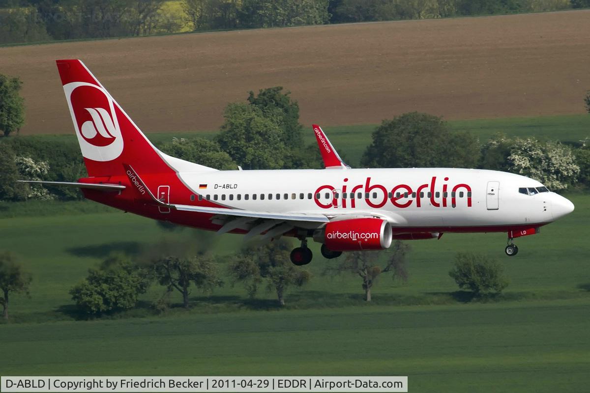D-ABLD, 2008 Boeing 737-76J C/N 36117, in final RW09