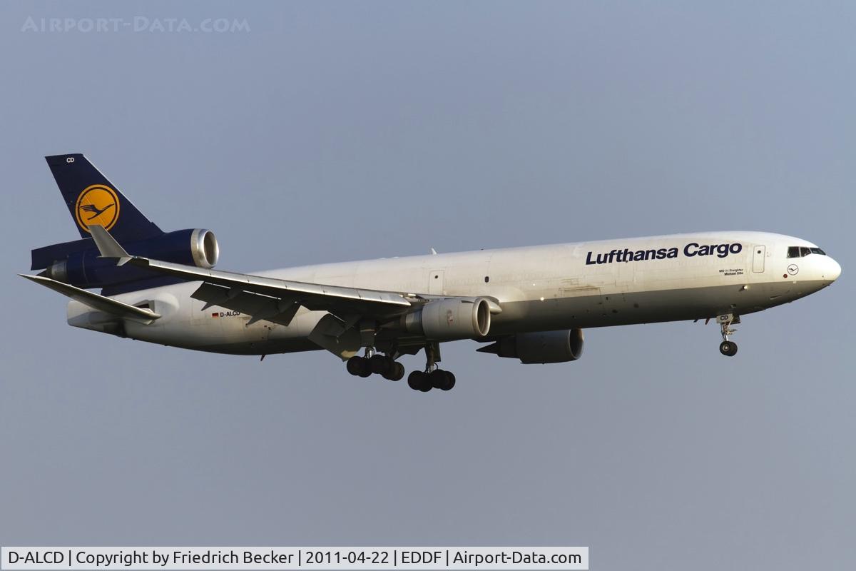 D-ALCD, 1998 McDonnell Douglas MD-11F C/N 48784, on final RW07R