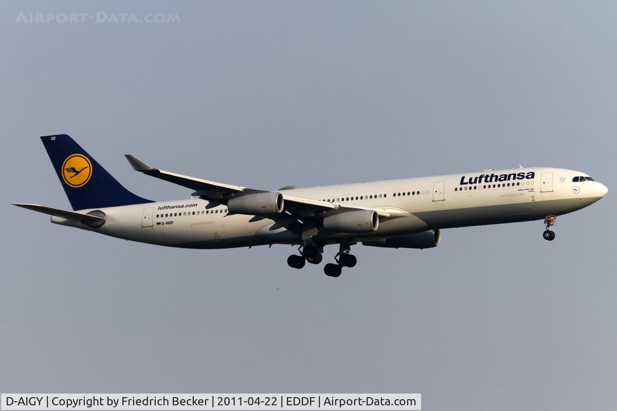 D-AIGY, 2000 Airbus A340-313 C/N 335, on final RW07R