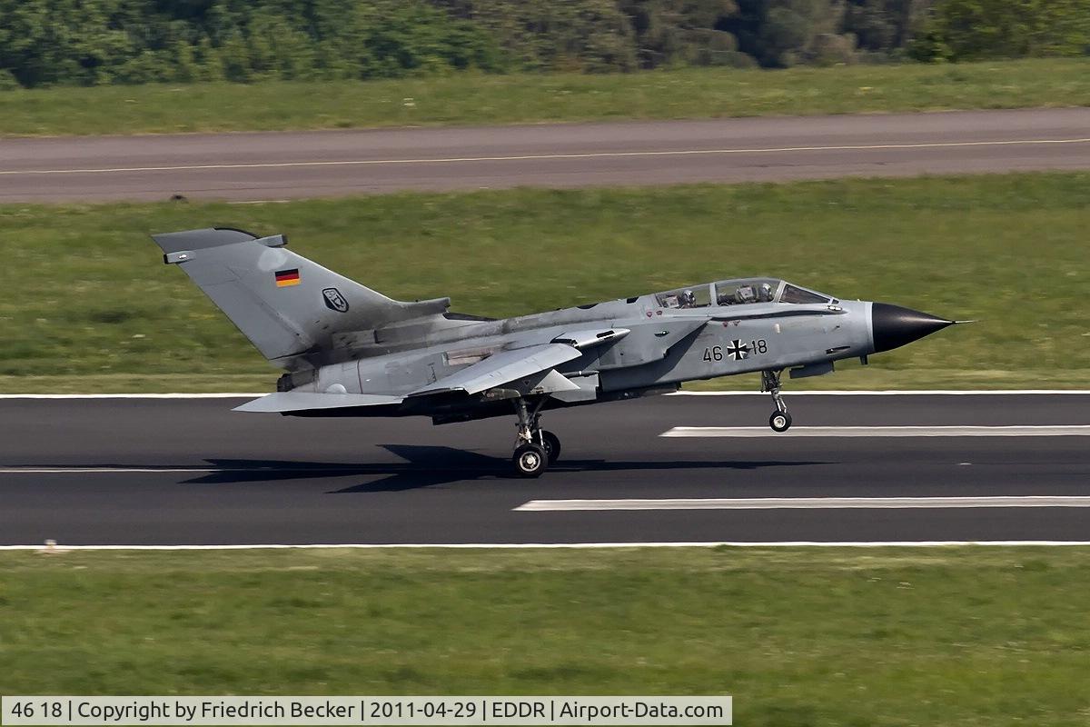 46 18, Panavia Tornado IDS C/N 789/GS251/4318, touch and go