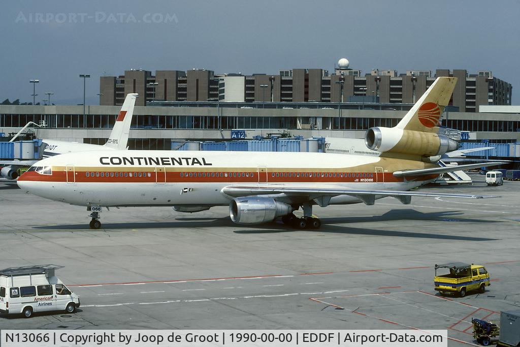 N13066, 1979 McDonnell Douglas DC-10-30 C/N 46591, Continental Airlines in old colours