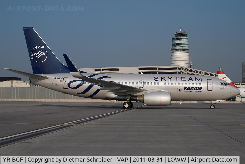 YR-BGF, 2001 Boeing 737-78J C/N 28440, Tarom Boeing 737-700
