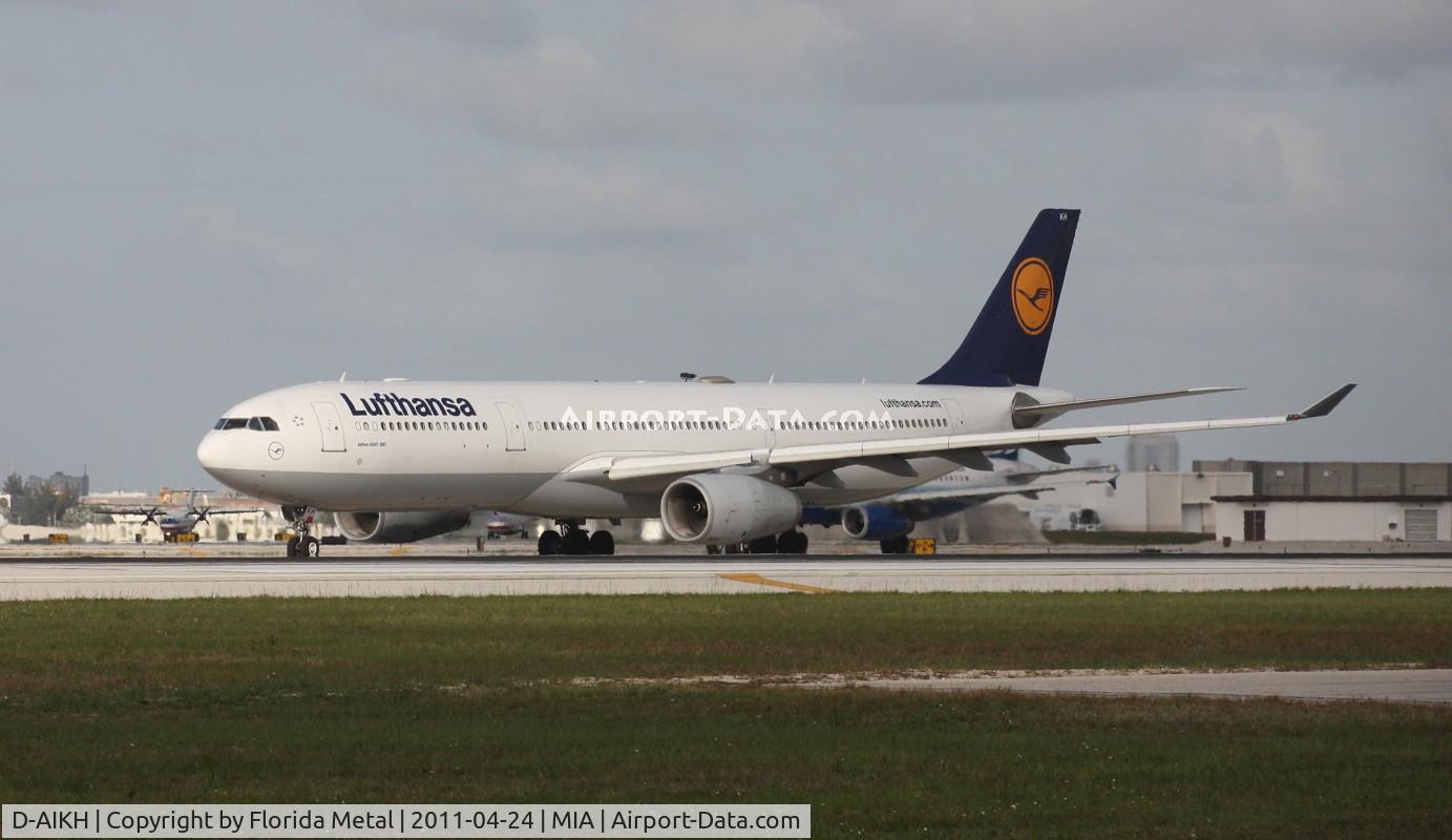 D-AIKH, 2005 Airbus A330-343X C/N 648, Lufthansa A330