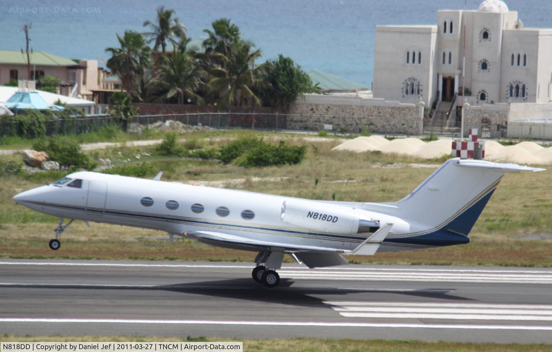 N818DD, 1985 Gulfstream American G-1159A Gulfstream III C/N 455, N818DD landing at TNCM