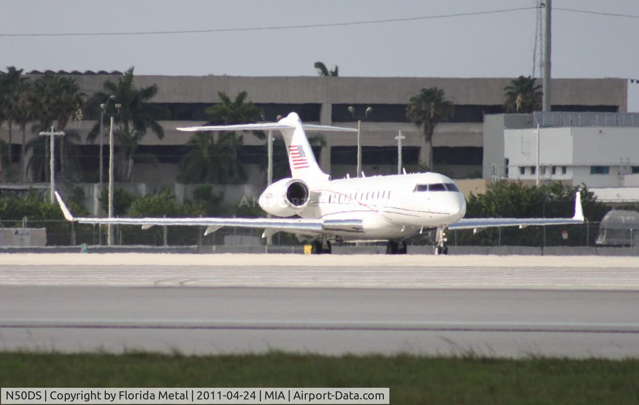 N50DS, 2004 Bombardier BD-700 Global 5000 C/N 9140, Global 5000