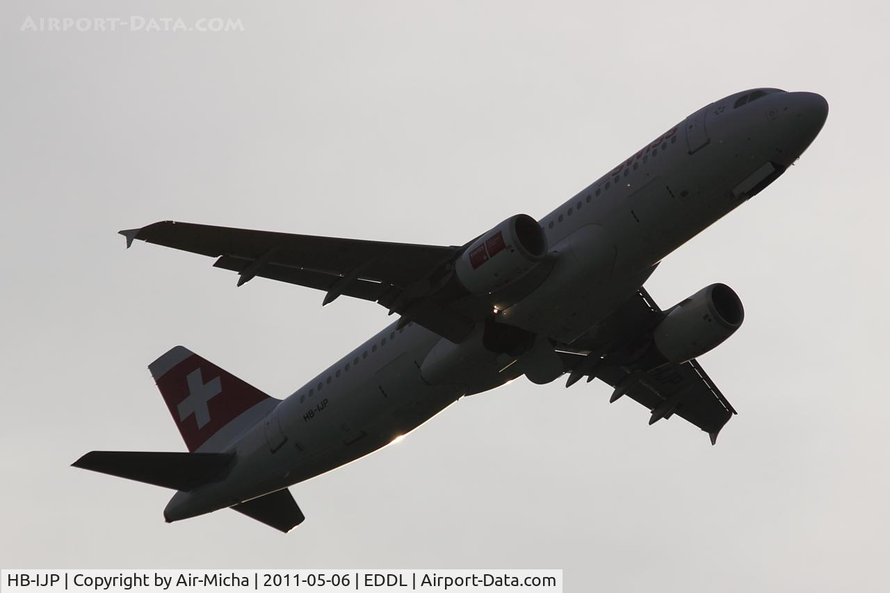 HB-IJP, 1997 Airbus A320-214 C/N 681, Swissair, Aircraft Name: Gstaad