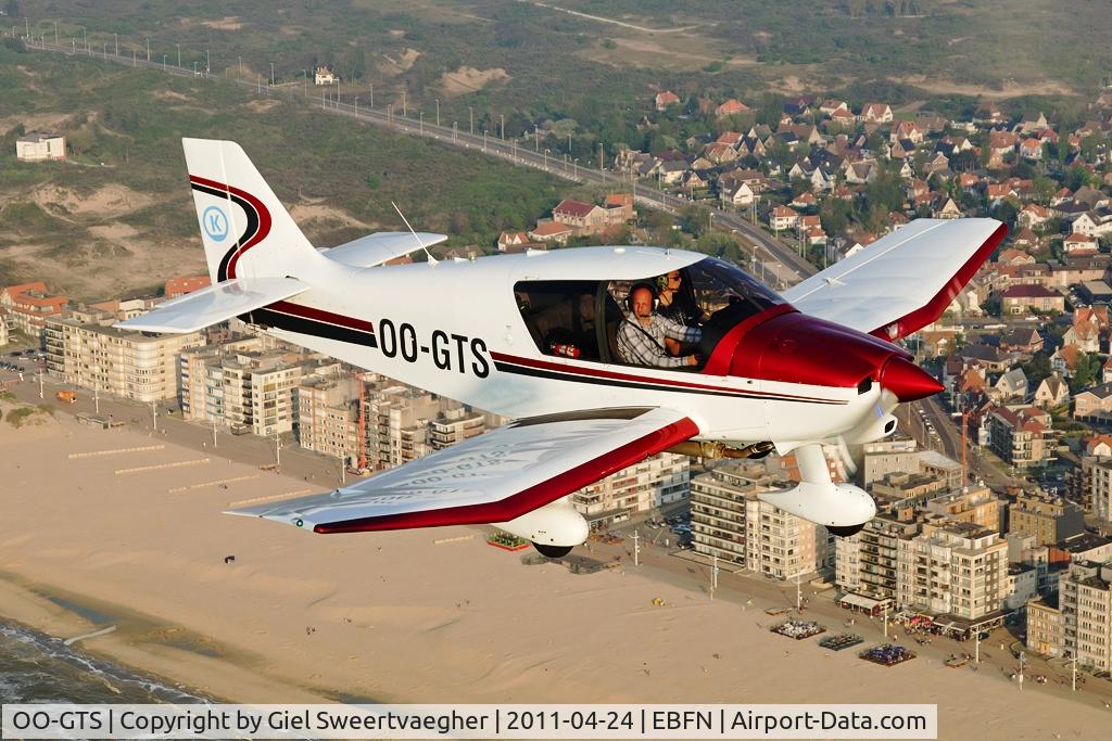 OO-GTS, 2004 Robin DR-400-140B Major C/N 2567, OO-GTS flying above the Belgian coastline during a photoshoot with the N363CD