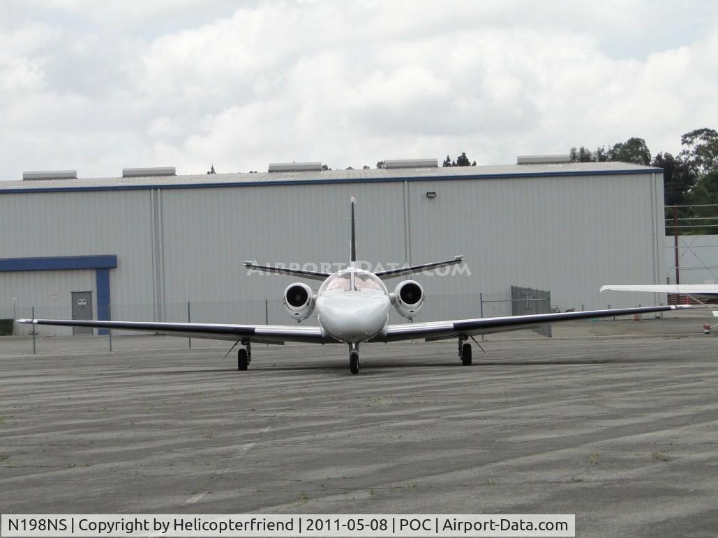 N198NS, 1980 Cessna 550 Citation II C/N 550-0133, Facing northbound near Howard Aviation