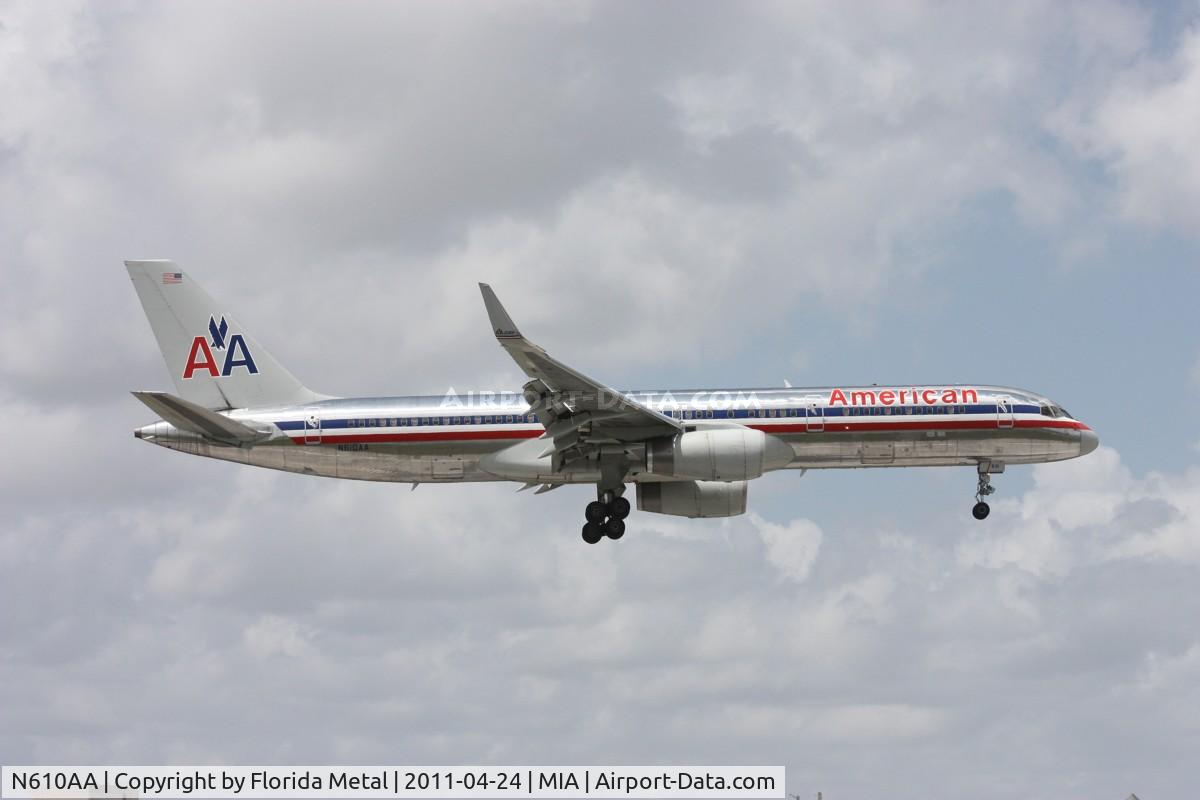 N610AA, 1989 Boeing 757-223 C/N 24486, American 757-200