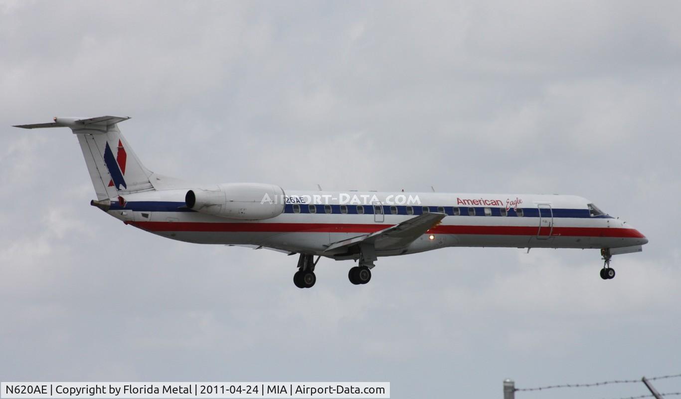 N620AE, Embraer ERJ-145LR (EMB-145LR) C/N 145102, American Eagle E145LR